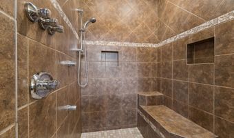 N3040 STEEPLE Drive, Appleton, WI 54913