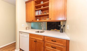 2317 Packard St B104, Ann Arbor, MI 48104