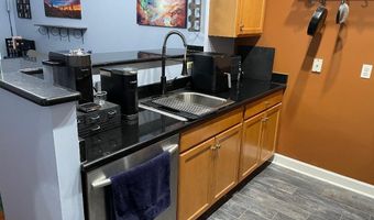 1000 N RANDOLPH St 104, Arlington, VA 22201