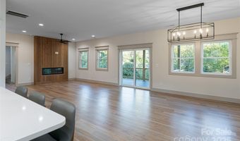 30 Acona Ln, Asheville, NC 28803
