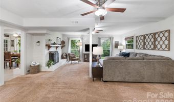 13 Rolling View Dr, Asheville, NC 28805