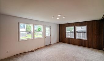 717 Y St, Atchison, KS 66002