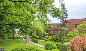 1577 N COLONIAL Ter 105-Y, Arlington, VA 22209