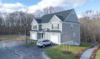 106 Pond St 18, Attleboro, MA 02703