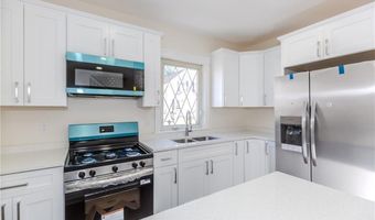 73 Maple Ave, Johnston, RI 02919