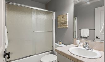 5227 SE BANDON Ln, Milwaukie, OR 97267