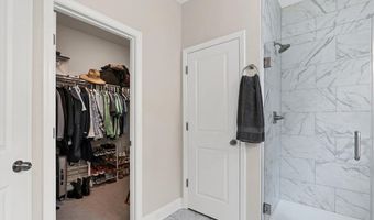 106 Fontana Lake Rd, Aberdeen, NC 28315