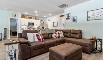136 Nunally Dr, Baxter, TN 38544