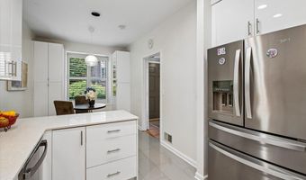 6113 GOLDTREE Way, Bethesda, MD 20817