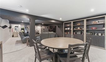 3111 Starlight Cir, Akron, OH 44312