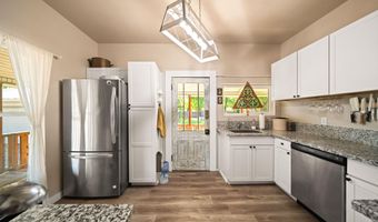 1711 Shasta St, Anderson, CA 96007