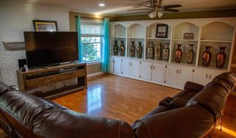 2115 Blackshear Hwy, Baxley, GA 31513