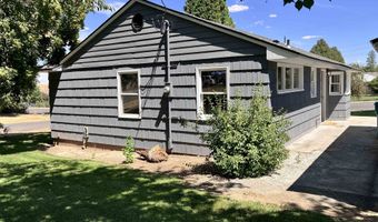 403 W Chestnut St, Almira, WA 99103