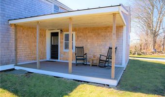 127 Willow Ave, Little Compton, RI 02837