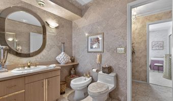 103 E 25TH St, Bayonne, NJ 07002