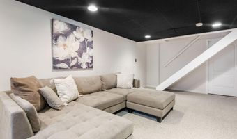 918 Timothy Dr, Columbus, OH 43230
