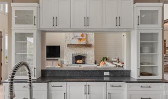 494 E Ridge Rd, Cashiers, NC 28717