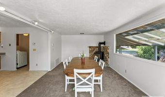 2755 Ross Ave, Ammon, ID 83406