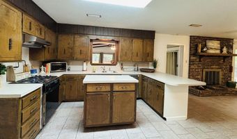 816 Teresa Dr, Benton, AR 72015