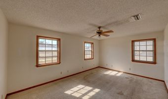 209 E Marfa Ave, Alpine, TX 79830