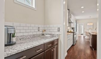 4798 VIRGINIA St, Alexandria, VA 22312