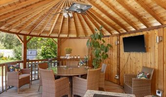 2573 Kauana Loa Dr, Escondido, CA 92029