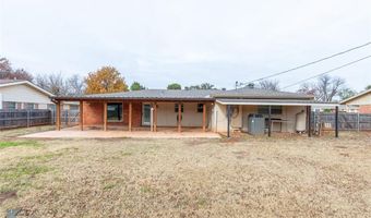 1961 River Oaks Cir, Abilene, TX 79605