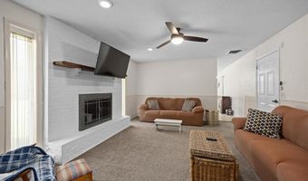 6409 Alpha Dr, Alton, IL 62002