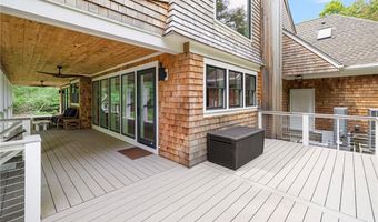 31 Wright Ln, Jamestown, RI 02835