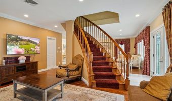 44 Netz Pl, Albertson, NY 11507