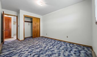 8000 Parks Ave NE, Alliance, OH 44601