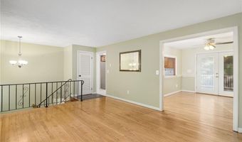 350 Essex Rd, North Kingstown, RI 02852