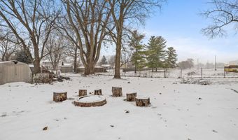 816 E 1st St, Auburn, IN 46706