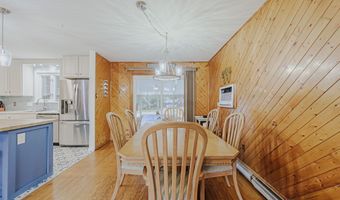 48 W Bolton Ave, Absecon, NJ 08201