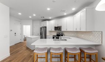 2511 W QUEEN CREEK Rd 374, Chandler, AZ 85248