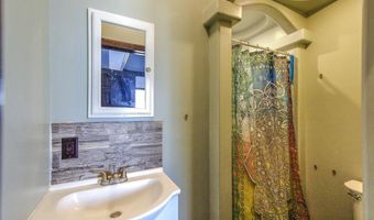 914 S A St, Arkansas City, KS 67005