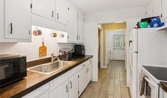 125 St Andrews Ct, Athens, GA 30605