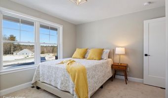 21 Edgewater Dr, Brentwood, NH 03833