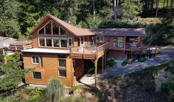 15870 PELICAN BAY Dr, Brookings, OR 97415