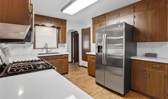 2943 NE Walnut Rd, Avondale, MO 64117