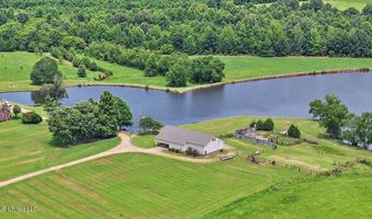 499 Breakwater Dr, Benton, MS 39039