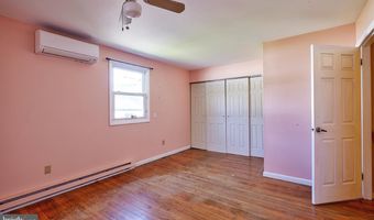103 ERIE Ave, Barrington, NJ 08007
