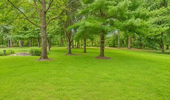 7494 Bridle Path Ct SE, Ada, MI 49301