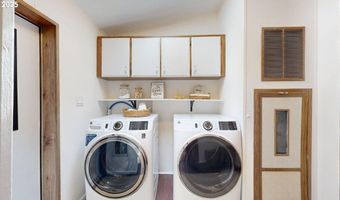 98825 PLEASANT HILL Dr 36, Brookings, OR 97415