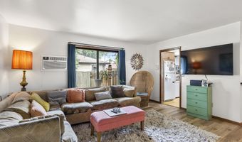 2605 W 8TH St, Appleton, WI 54911