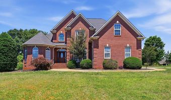 504 Kiowa Dr, Boiling Springs, SC 29316