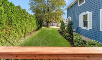91 Warren Ave, Cranston, RI 02920