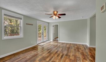 68 Old Oak Trl, Coventry, CT 06238