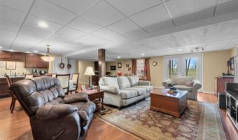 102 Woodland, Anna, IL 62906