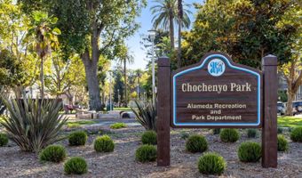 2621 Encinal Ave, Alameda, CA 94501